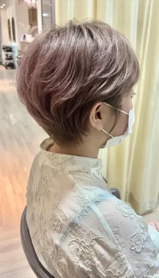 ショート 久保 明日香のヘアスタイル