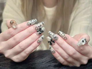 ネイル NIE NAIL Luxeのネイルデザイン