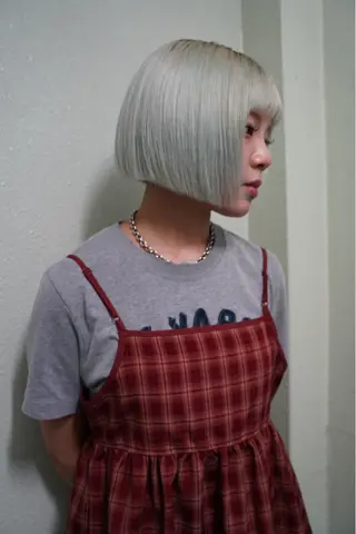 カラー 石江 奈琉のヘアスタイル