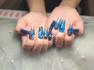 ネイル アヤカ☘️Gloss nailのネイルデザイン