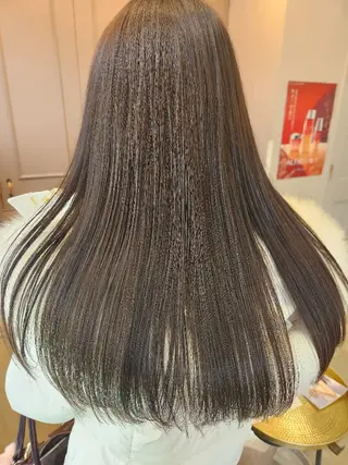 ロング 植田 沙織のヘアスタイル