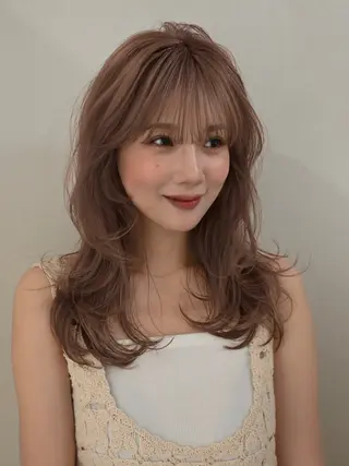 ミディアム カラー aya / ニュアンスカラーのヘアスタイル