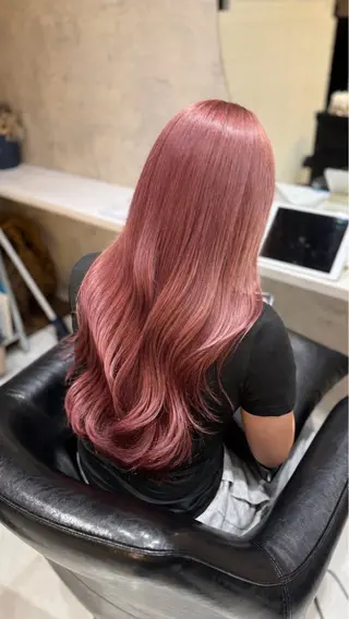 ロング 高原 瑠菜のヘアスタイル