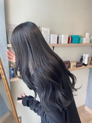 ロング ROCCO アイナ/ レイヤー透明感カラーのヘアスタイル