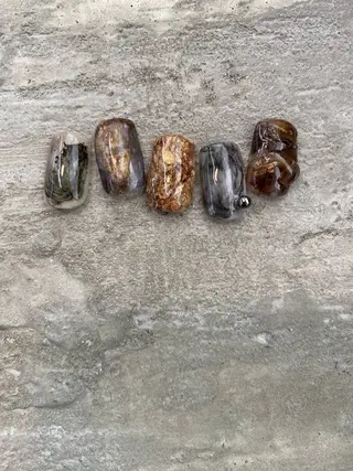 ネイル 栗林 実莉のネイルデザイン