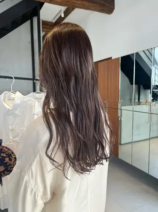 ロング 林 美優のヘアスタイル