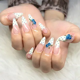 ネイル 鈴木 華乃のネイルデザイン