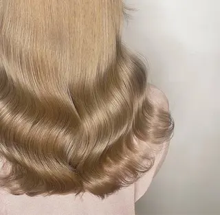 セミロング カラー ✨🔥髪質改善🔥✨ 加賀美のヘアスタイル