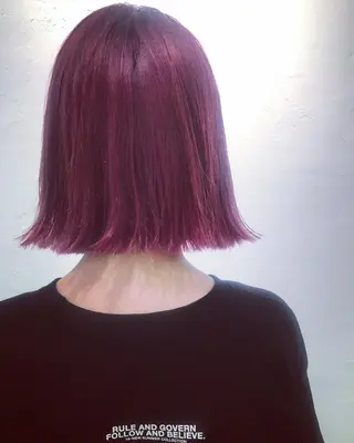 カラー 💓パーマ，💗 レイヤーカットのヘアスタイル