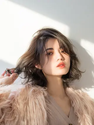ミディアム 髪質改善 SerA by U-REALMのヘアスタイル