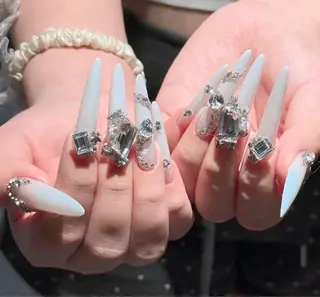 ネイル Genie Mika Nailsのネイルデザイン