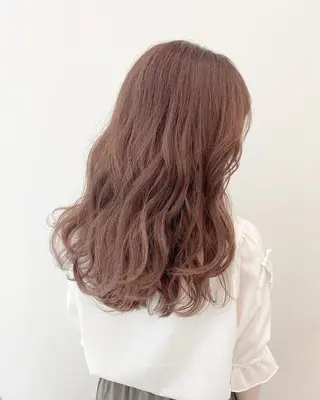 ミディアム カラー ヘアアレンジ 【公式】amble luxe池袋東口🩷のヘアスタイル