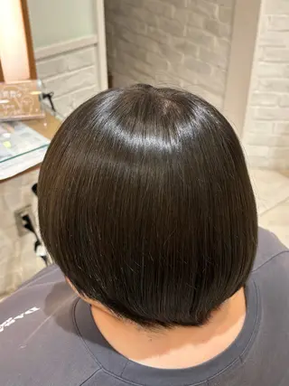 カラー 関根 莉杏のヘアスタイル