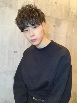 ショート カラー パーマ メンズ縮毛矯正 細谷碧海のヘアスタイル