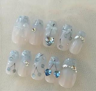 ネイル D-BEAUTY Nailsalonのネイルデザイン