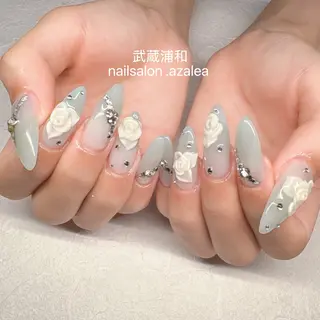 ネイル R inのネイルデザイン