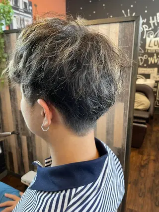 ショート メンズ アイブロウ 美容師 ヤスイのヘアスタイル