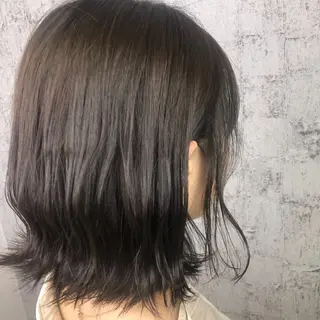 ミディアム カラー 小顔レイヤー/ ベージュ🤍Rieのヘアスタイル