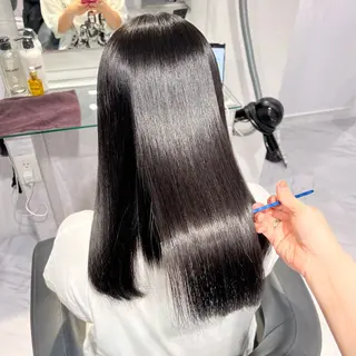 セミロング ヘアアレンジ 🦋重くない暗髪🦋 Hana🦋のヘアスタイル