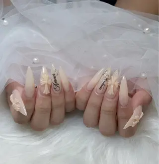 ネイル Mimi Nail_Royalのネイルデザイン