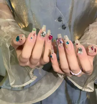 ロング めぐみのネイルサロン スタッフ練習のネイルデザイン