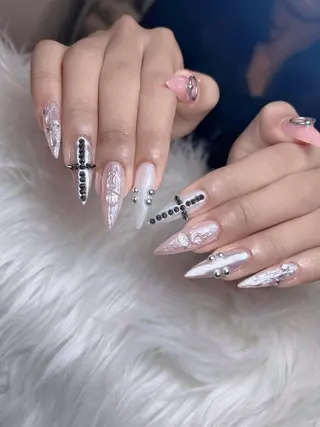 ネイル Lumi Shinokuboのネイルデザイン