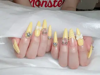 ネイル 🎀M nails✨ ビューティーのネイルデザイン