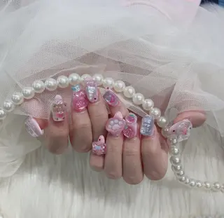 ネイル ベスティオーラ 花香のネイルデザイン