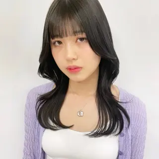 セミロング Shiho お洒落な エクステ♡ハイトーンのヘアスタイル