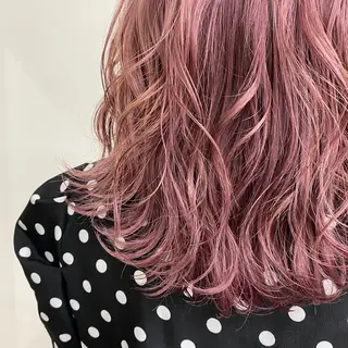 ミディアム カラー 川上 紗也加のヘアスタイル