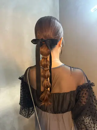 ロング 佐伯 桃のヘアスタイル
