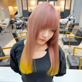 ロング カラー ブリーチなしピンク 赤井龍斗のヘアスタイル