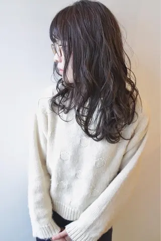 セミロング 吉本 知弘のヘアスタイル