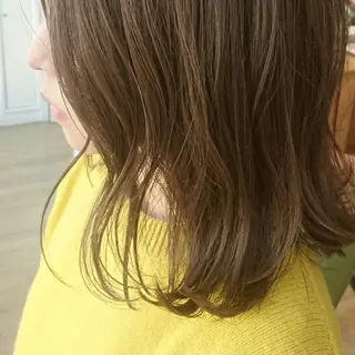 ミディアム カラー 山形 光輪子のヘアスタイル