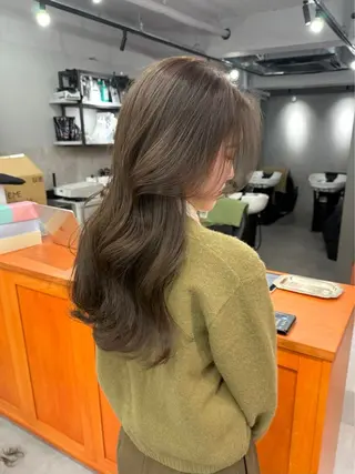 カラー 倉辻 香奈子のヘアスタイル