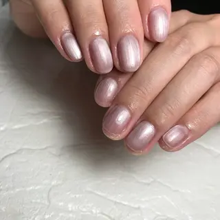 カラー CHIKA .のネイルデザイン