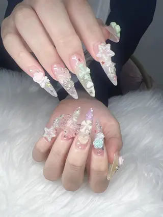 ネイル Lee Nailsのネイルデザイン