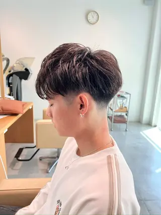 メンズ 岡崎 巧音のヘアスタイル