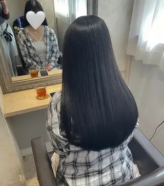 ロング 🩵Lutia新宿 ヒイラギ🩵のヘアスタイル