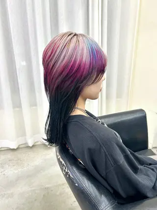 ロング カラー 7Bridge 滝内ひよりのヘアスタイル