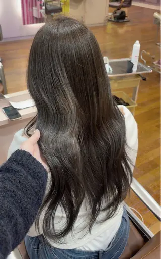 ロング カラー ヘアアレンジ 'AXIS 栄 kohakuのヘアスタイル