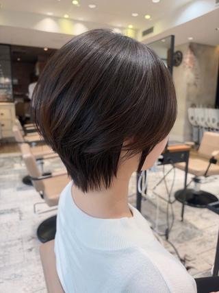 ショート レイヤーカット/ shumaのヘアスタイル