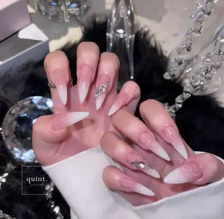 ネイル Dyo Nail_Royalのネイルデザイン