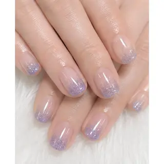 ネイル LAVISH sakiのネイルデザイン