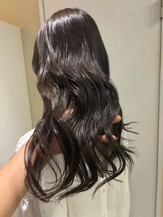 セミロング カラー ヘアアレンジ 💟Opus // Mizuki🐕のヘアスタイル