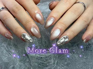 ネイル More Glam 池袋東口店のネイルデザイン