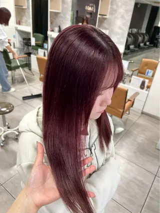 ロング カラー 西岡 英菜のヘアスタイル