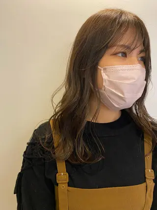 ミディアム カラー FILMS/sari /似合わせカットのヘアスタイル