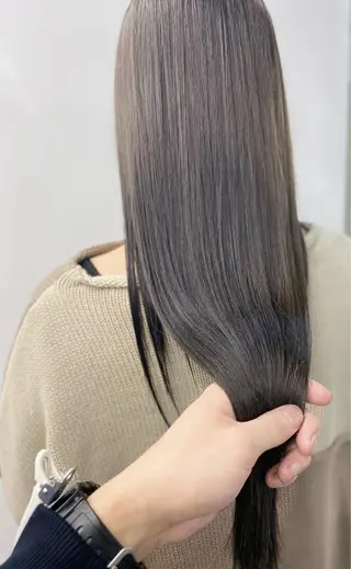 ロング カラー レイヤーカット 赤み消し　店長/大和のヘアスタイル