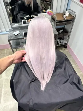 ロング Lit.豊橋 夏目のヘアスタイル